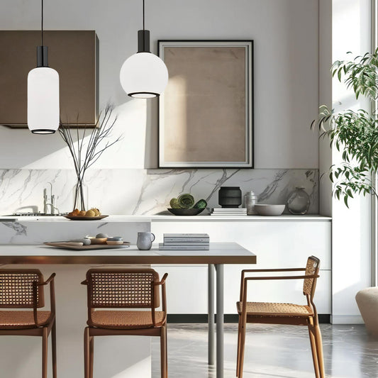 1 valgusallikaga rippvalgusti Suvi – matt opaal, must struktuurne – Ø 140 mm