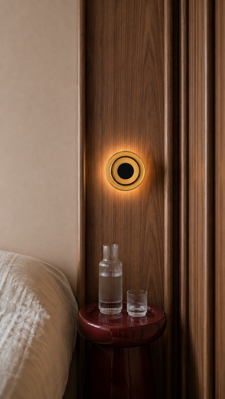 LED-seinavalgusti Aava – konjakivaigukollane